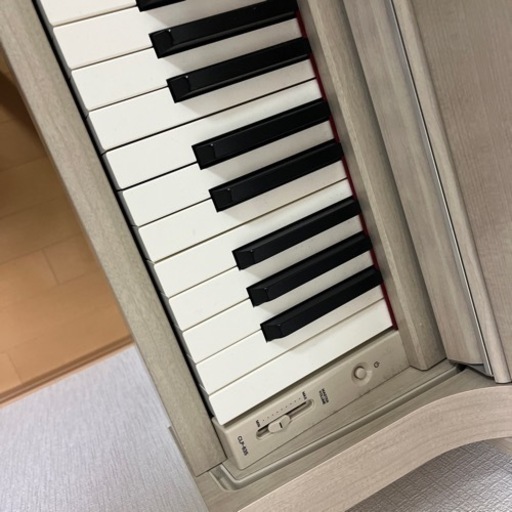 電子ピアノ　YAMAHA Clavinova