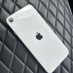 取引中　美品iPhoneSE第2世代の画像