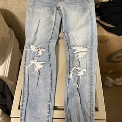 【お譲り先決まりました】アメリカンイーグル　デニム