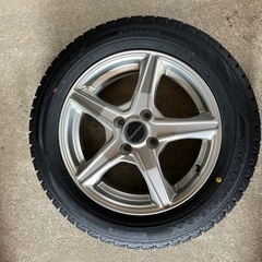 車のパーツ タイヤ、ホイール