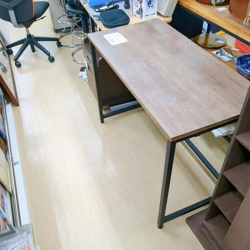 スタイリッシュデスク★作業台、机【浜村鹿野温泉ICから3分 買取本舗 宮本リサイクル 営業時間9～19時 定休日水曜のみ←連絡できませんm(_ _)m】