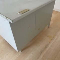 事務机　２つの画像