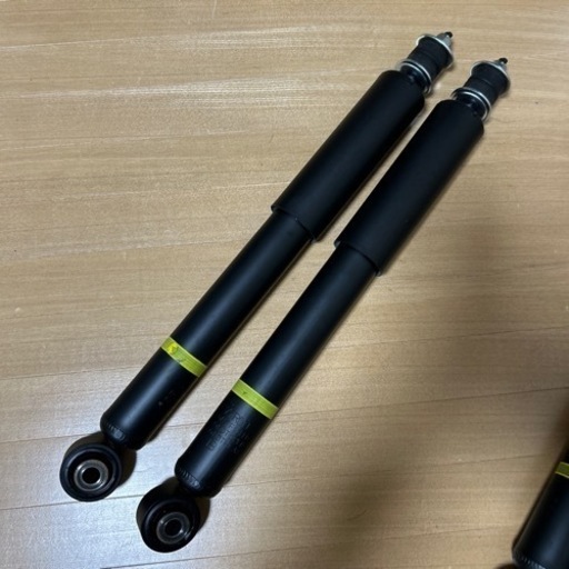 美品 節約 納車前外し JB64W ジムニー 純正 ショック 1台分