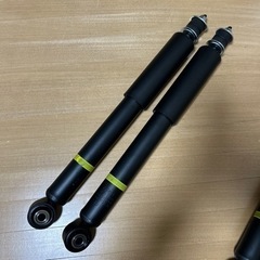 美品 納車前外し JB64W ジムニー 純正 ショック 1台分の画像