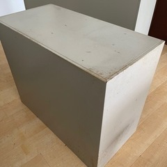 書類棚の画像