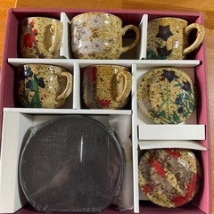 蓋付きカップ&ソーサー、スプーンセット