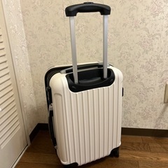 キャリーケースの画像