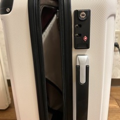 キャリーケースの画像