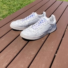 【アディダス】スニーカー 👟 ホワイト SUPERCOURT. ...