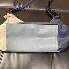 鞄
の画像