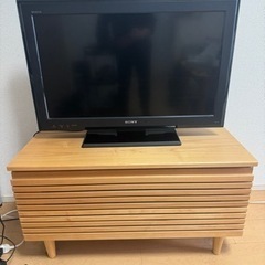 ソニーBRAVIAのテレビと、テレビ台