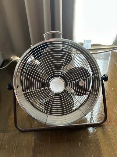 サーキュレーター　木目調　中古品