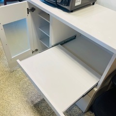《売約済》【武蔵小山店】 レンジ台　レンジボード　レンジカウンター　カウンターボード　食器棚　白　ホワイト　キッチン　収納　キッチンボード 　🚚運搬無料エリア有 / 大田区 リサイクルショップ ランバールーム 池上店 ◀︎ 池上駅 大森駅 蒲田駅 最寄りの画像