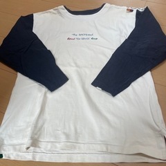 長袖Tシャツ