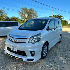 【車検あり】トヨタ ノア(8人乗り) 後期モデル USSオークシ...