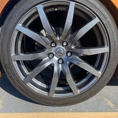 日産GTR R35 中期純正ホイール+タイヤセットの画像
