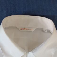 レディース 長袖 白シャツ(未着用品)の画像