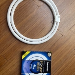 購入　一万円　FHD100 FHD40 ほぼ新品　電球　蛍光の画像