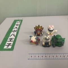 0714-168 指人形