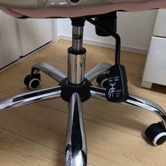 デスクチェアの画像