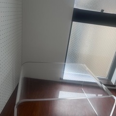 アクリル　透明　テーブル