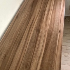 デスクワーク用ロングテーブルの画像