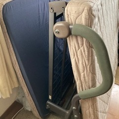 折りたたみベッドの画像