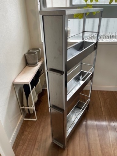 ステンレス隙間引出ラック 幅12cm ロータイプ DS95 frames&sons キッチンワゴン アジャスター付き キッチンすきま収納 隙間収納 すき間収納 隙間ラック