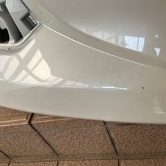 ルーミーフロントバンパーの画像