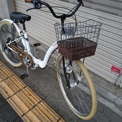 CONOMI[コノミ]26吋 折り畳みシティサイクル 外装6段/LEDオート/ホワイトの画像