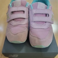 ニューバランス　new balance　スニーカー　16.5センチ　の画像