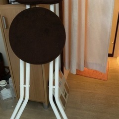 折り畳み椅子の画像