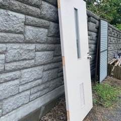 事務所　店舗　什器　室内　木製　ドア　ガラス　建具　開き戸　間仕切り　衝立　扉　通風　中古の画像