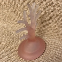 アクセサリー　指輪　ピアス　収納　見せる収納　木の形　置物　オブジェ　ピンクの画像