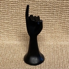 アクセサリー収納　指輪　ネックレス　ブレスレット　見せる収納　手の置物　手のオブジェ　左手　黒の画像