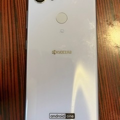 スマホandroid One S6 中古の画像