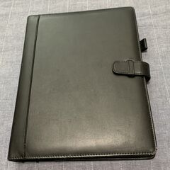 パッドも収納できるシステム手帳