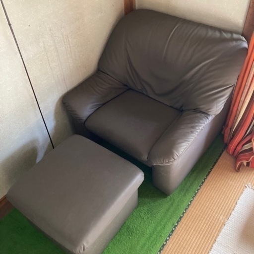 ソファ　1人用　オットマン付き