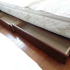 Kingsdown ワイドダブルロングベッドの画像