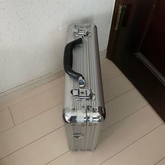 アタッシュケースの画像