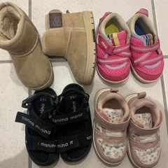 ベビー　キッズ　靴　ブーツ　サンダル
