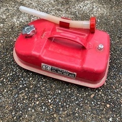 ガソリン携行缶　5L