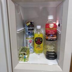 【取引決定】ツインバード　小型冷蔵庫　中古の画像