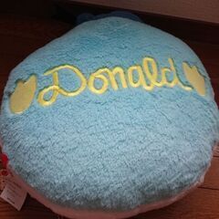 ドナルドクッションの画像