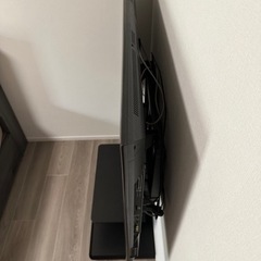 42型液晶テレビREGZA Z1 42Z1 （壁寄せテレビスタンド＋Chromeキャスト付き）の画像