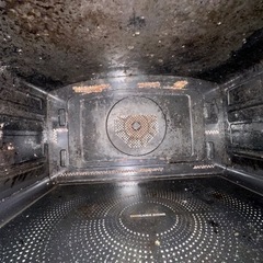 【TOSHIBA  オーブンレンジ】と  【ZOJIRUSHI  炊飯器】の画像