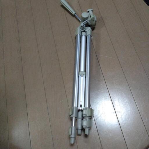 三脚