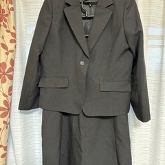 女性用スーツ④