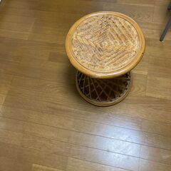 値下げします→藤椅子の画像