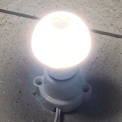 人感センサー付きLED電球 7W（白熱電球40W相当）・・・ただし難ありの画像